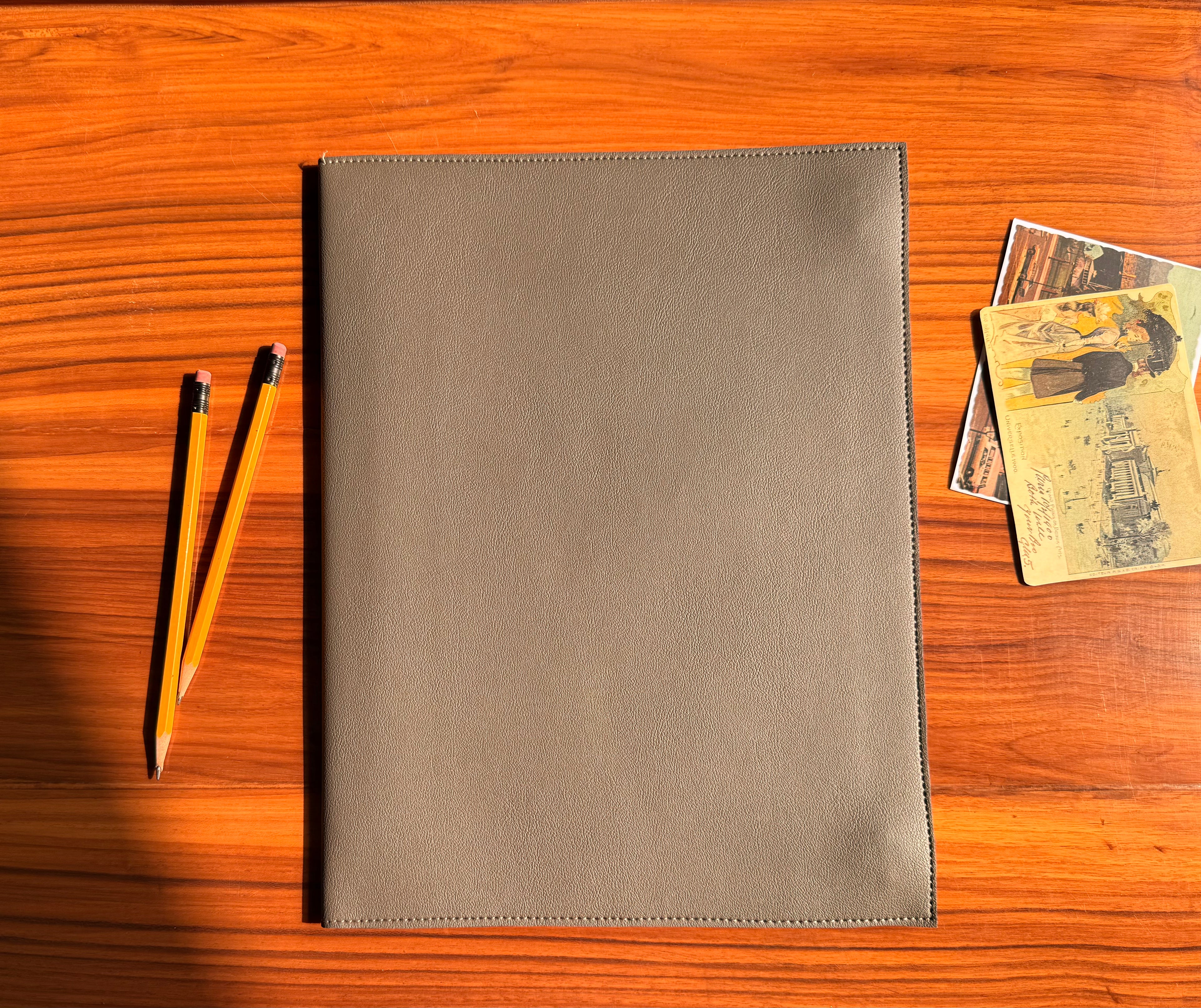 The Minimal Flap Sleeve