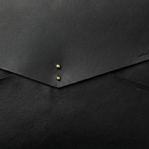 The Stud Sleeve - Black